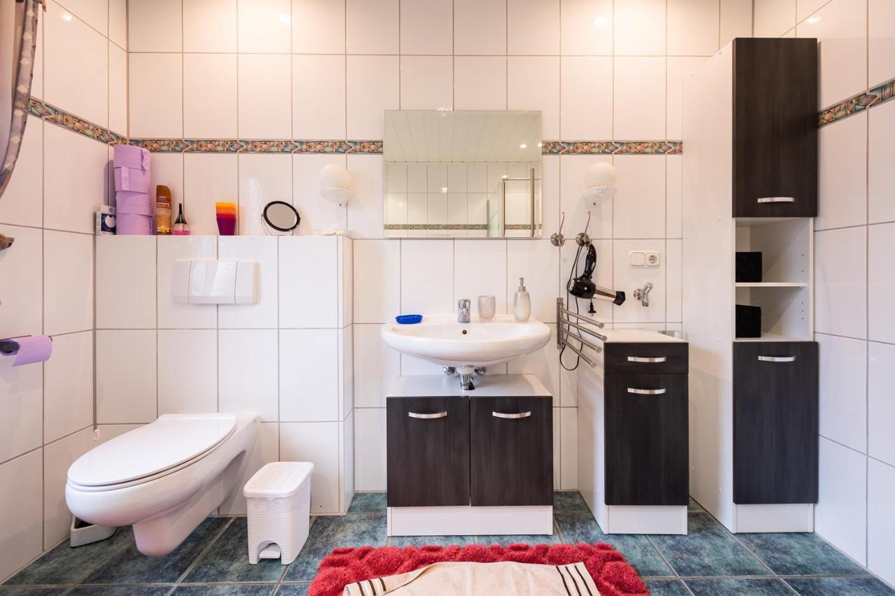 Ferienwohnung Virginija Ditscheid Ngoại thất bức ảnh